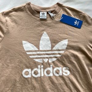 Adidas tshirt